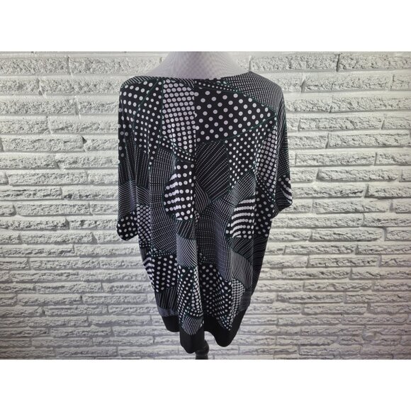 Avenue Womens Top 22 24 Plus Short Sleeve Black Geometric Poly Blend GEO367E - Picture 5 of 8